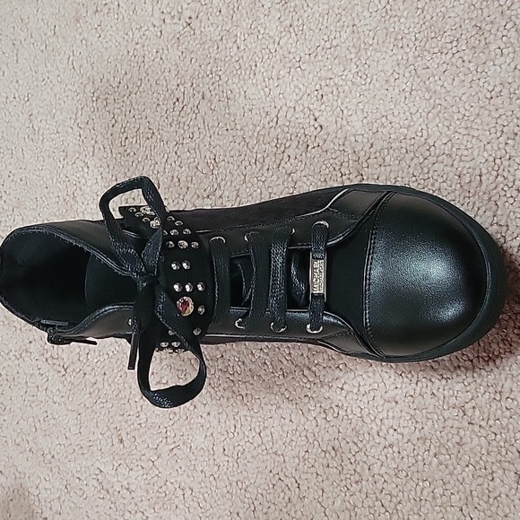 Michael Kors Sneakers Shoes - Picture 9 of 9